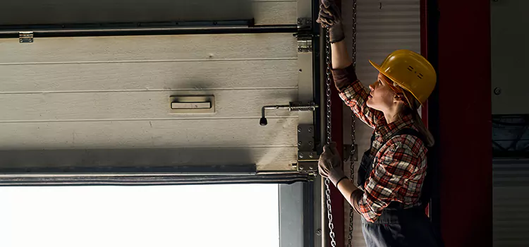 Addressing Common Garage Door Stoppage Issues in Alpharetta, GA